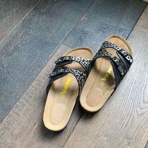 Viking • sandals